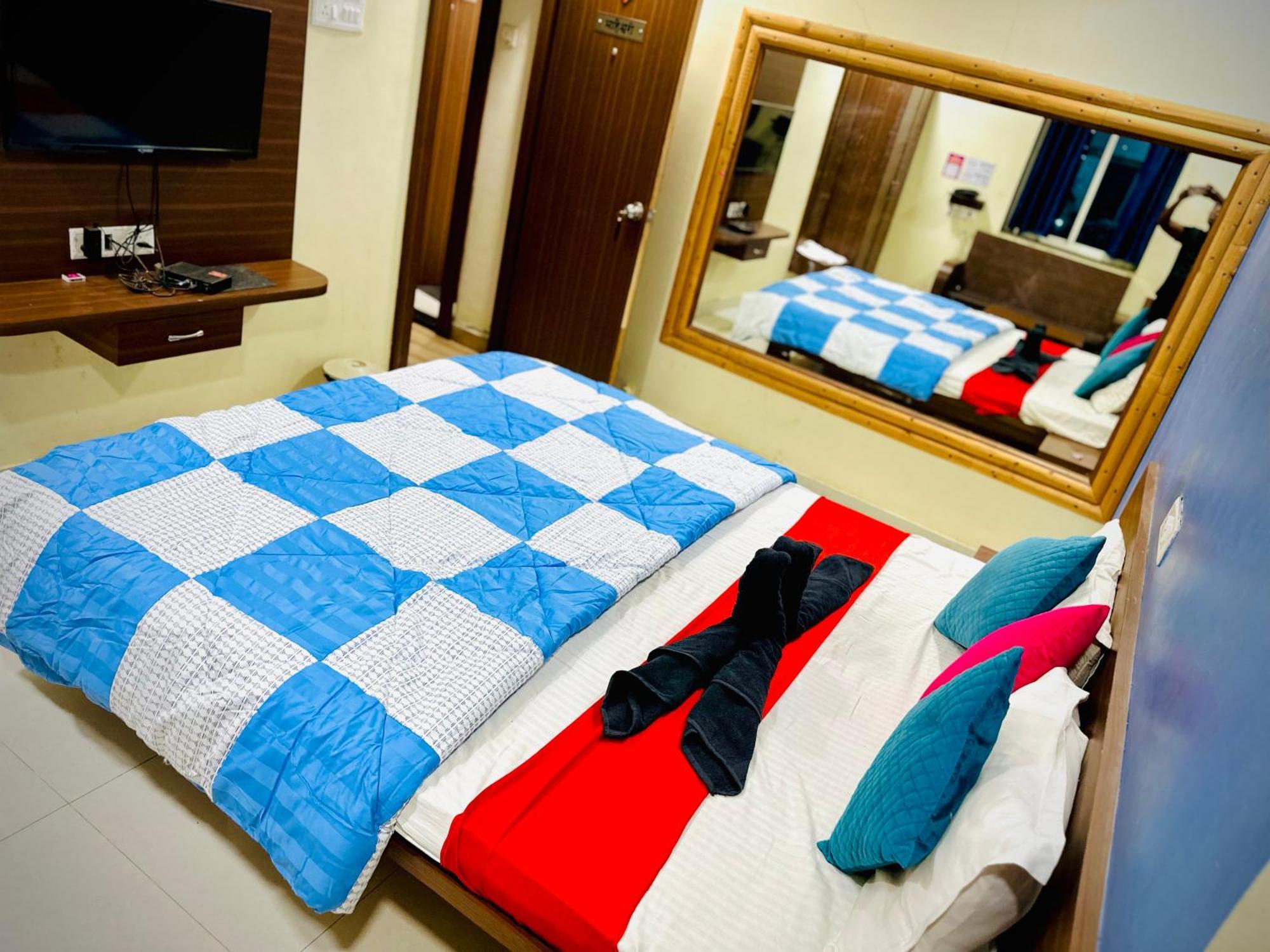 Hotel Sawai Executive Jadhavwadi Exterior photo